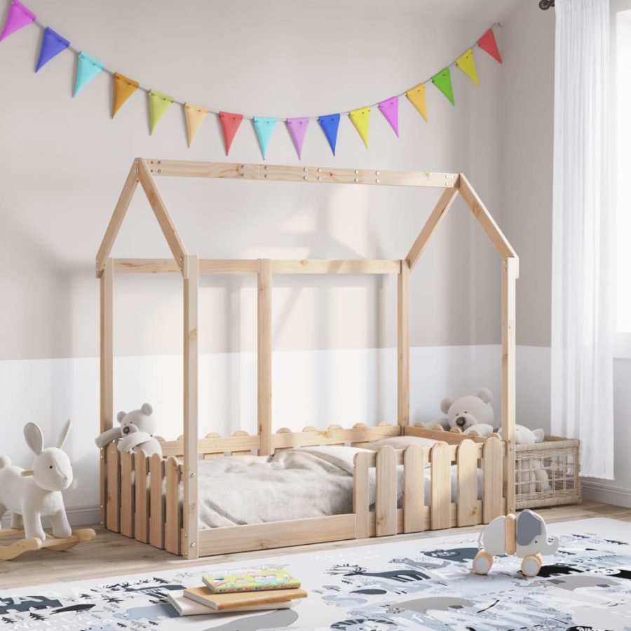 Barnsäng med husram